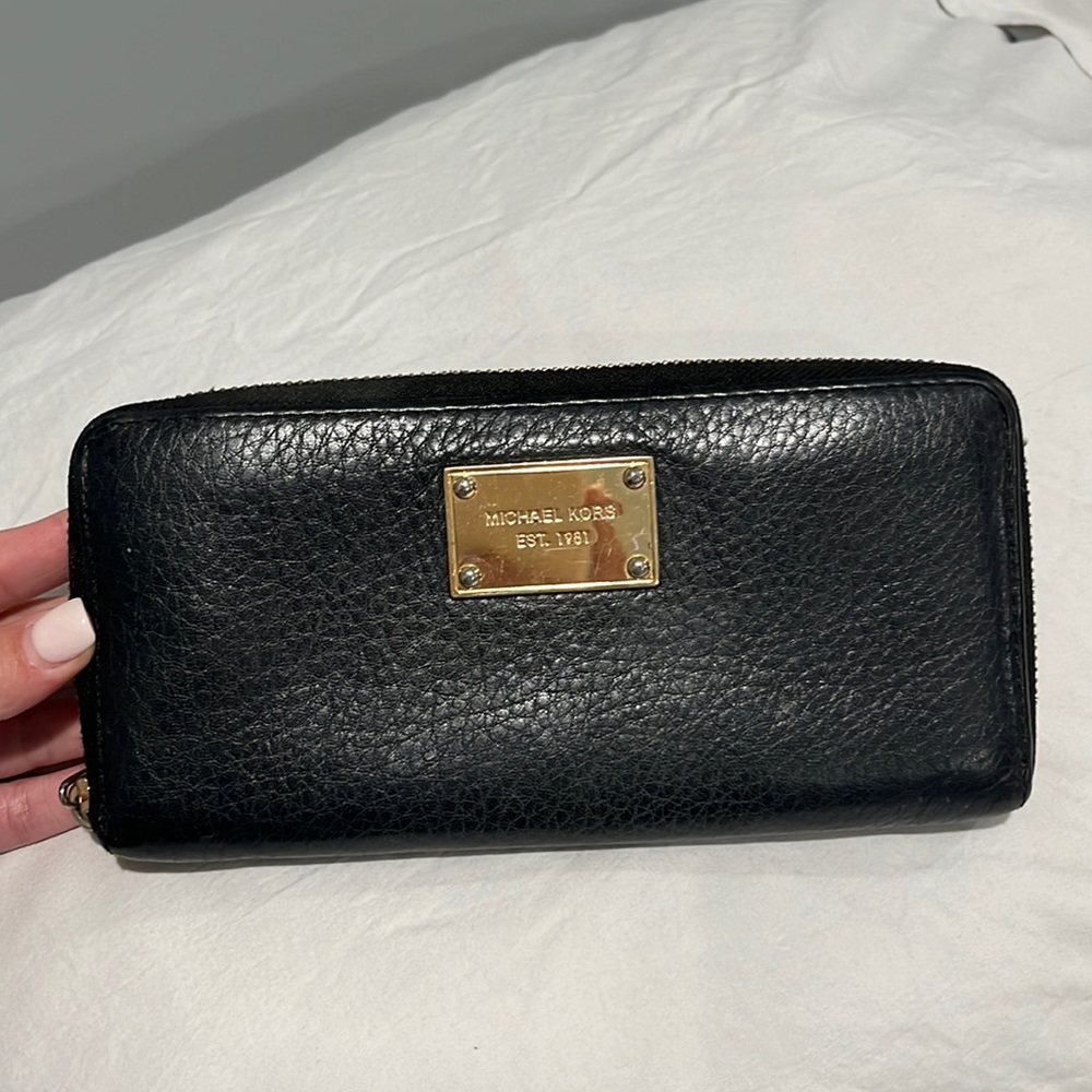 Michael Kors wallet